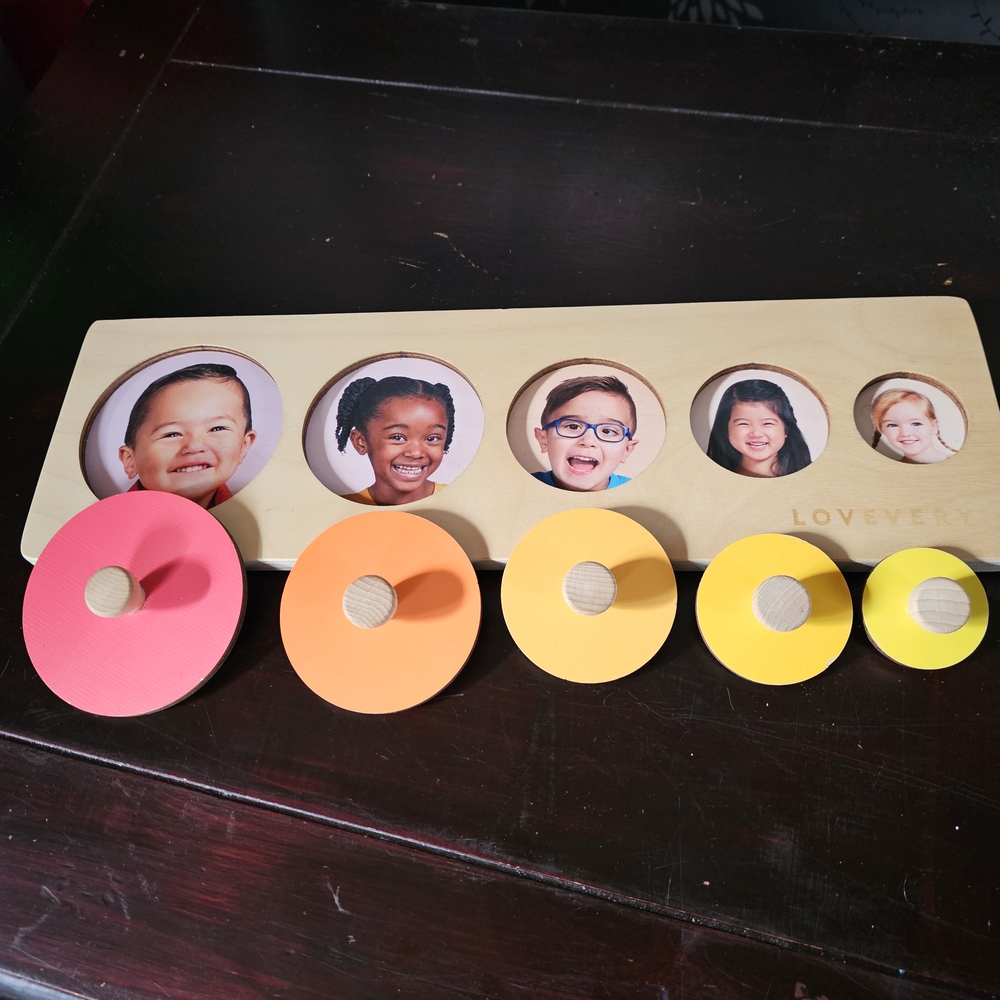 ⭐️*3/$30* Love Every Wooden Color Matching Toy